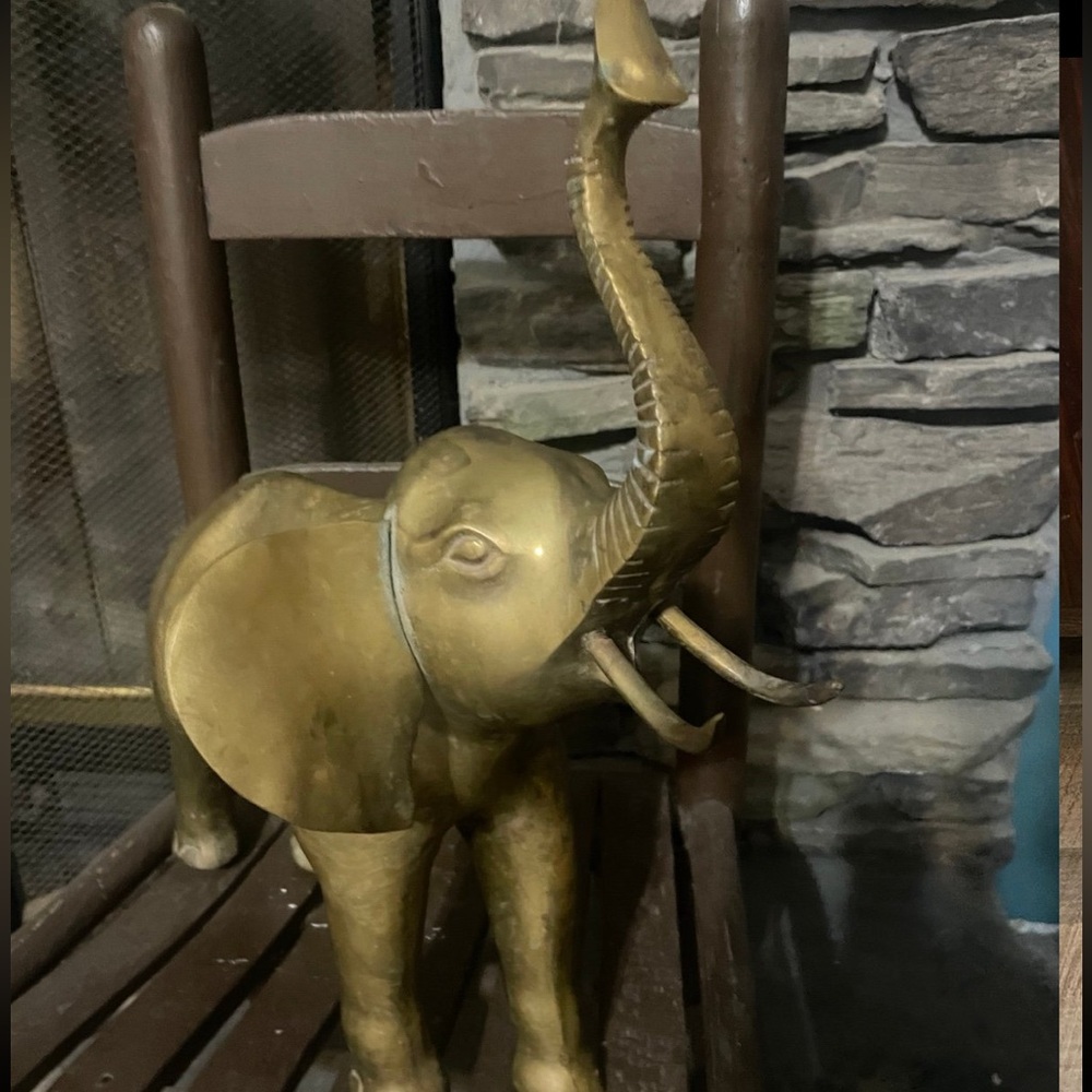 HEAVY" SOLID BRASS ELEPHANT SCULPTURE WITH TRUNK UP FOR LUCK!!! Korean